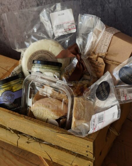 Deluxe Artisanal Cheese Assortment Gift Box