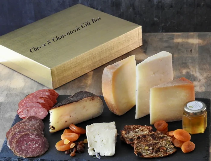 New Style Golden Color Gift-Box Sheep's Milk Cheese