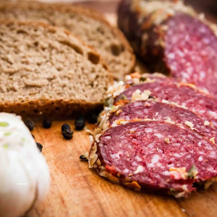 Indulge in the rich and savoury flavours of our Lamb Salami Stick, a true delicacy made from 100% lamb trim. Crafted with precision and passion.