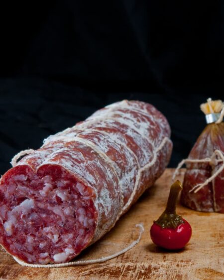 Indulge in the rich and savoury flavours of our Lamb Salami Stick, a true delicacy made from 100% lamb trim. Crafted with precision and passion.