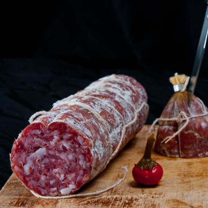 Indulge in the rich and savoury flavours of our Lamb Salami Stick, a true delicacy made from 100% lamb trim. Crafted with precision and passion.